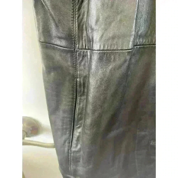 JLC New York Outerwear leather jacket, size M, Imported, color black, button up - Picture 4 of 7